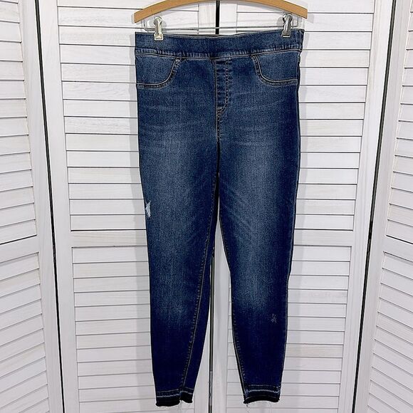 Spanx Jeans Size Large Pull On Distressed EUC - Picture 4 of 12